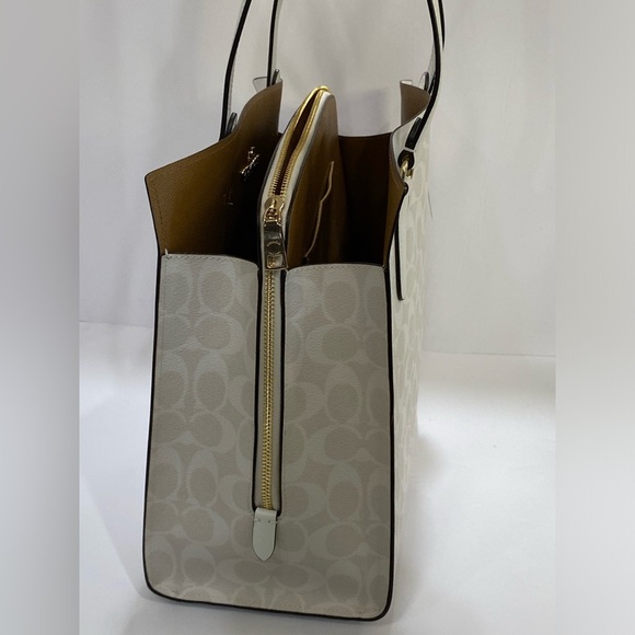 COACH 🟤 - Picture 12 of 16